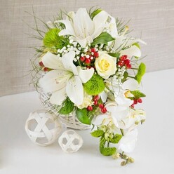 WHITE LILY, ROSE & ORCHID WEDDING CENTREPIECE