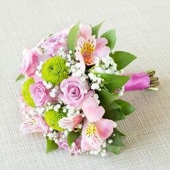 SINCERELY YOURS BRIDESMAID BOUQUET